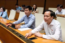 Quốc hội 'chốt' giảm thuế VAT 2% đến hết 2026