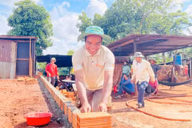 Glar phát huy vai trò tổ thợ nề trong xóa nhà tạm, nhà dột nát