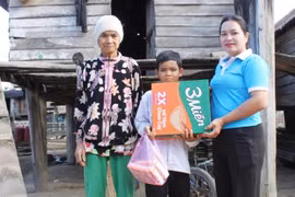 “Mẹ đỡ đầu”: Gieo hạt giống nhân ái