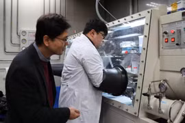 Đột phá với công nghệ pin sạc siêu nhanh