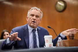 Mỹ sa thải toàn bộ chuyên gia của ủy ban cố vấn về vắc xin