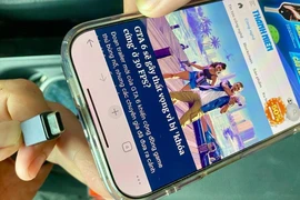 Sạc pin smartphone trên ô tô liệu có an toàn?