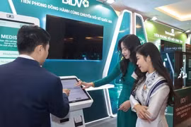 Nhân sự ngành nào lo bị AI 'cướp' việc nhất?