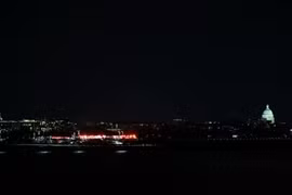 Va chạm giữa trực thăng và máy bay chở khách tại Mỹ: Đã tìm thấy 18 thi thể