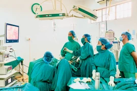 Tăng sức chống chịu của hệ thống y tế, bảo đảm công bằng trong thụ hưởng