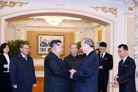 Tổng Bí thư dự Lễ duyệt binh kỷ niệm 80 năm thành lập Đảng Lao động Triều Tiên