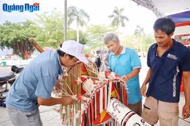 Lớn lên cùng tình yêu văn hóa dân tộc