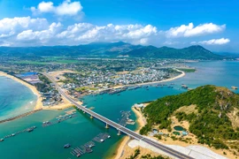 Đưa Đề Gi thành khu vực kinh tế tổng hợp mạnh của vùng