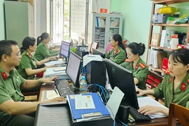 Tăng tốc làm sạch dữ liệu lý lịch tư pháp