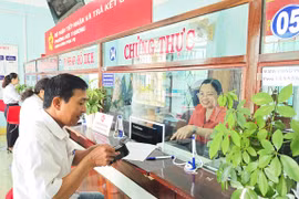 Bộ Nội vụ đề xuất ưu tiên tuyển công chức là người có tài năng, người dân tộc thiểu số