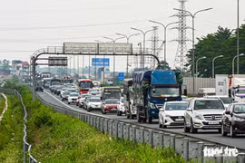 Đề xuất bỏ quy định không lái xe quá 48 giờ mỗi tuần