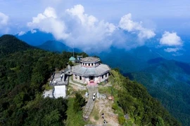 Chạnh lòng Bạch Mã