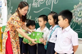 Lương nhà giáo xếp cao nhất trong thang bậc lương