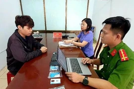 Thủ đoạn lừa đảo tinh vi của nam sinh viên năm 4