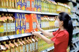 Niêm yết giá, luật đã có sao chưa làm?