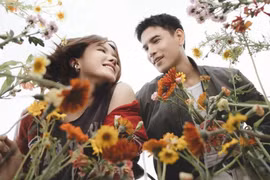 Thiều Bảo Trâm 'tình tứ' cùng Nam vương Trịnh Bảo