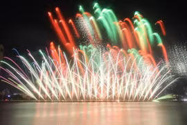 Pháo hoa quốc tế Đà Nẵng: Nhạc rock Bồ Đào Nha so kè với 'điệp viên 007'