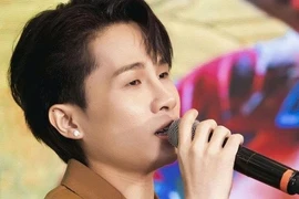 Mạnh tay dọn 'rác' văn hóa