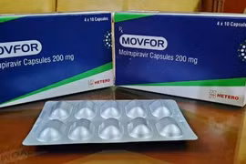 COVID-19 gia tăng trở lại, Bộ Y tế yêu cầu đảm bảo đủ thuốc điều trị