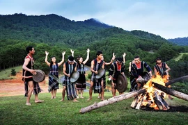 Những người gìn giữ nét đẹp văn hóa dân tộc giữa đại ngàn Tây Nguyên