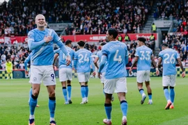 Man City hạ Brentford, Guardiola cán mốc 250 trận thắng Ngoại hạng Anh