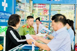 Siết chặt quản lý dược, an toàn thực phẩm