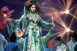 Cách ca nương Kiều Anh 'đỉnh nóc'