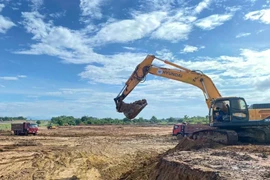 Hàng loạt trạm dừng nghỉ tuyến cao tốc Bắc-Nam chậm tiến độ triển khai