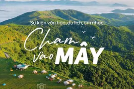 Lễ hội 'săn mây' có một không hai ở Quảng Ngãi