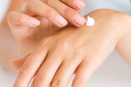 Đình chỉ, thu hồi toàn quốc Gel Promed bôi mụn trứng cá, ngừa sẹo (ảnh minh họa).