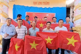 Vạn chài đồng lòng chống khai thác IUU