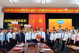 Quan tâm phát triển đảng viên, tạo nguồn nhân lực chất lượng cao