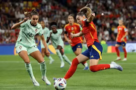 Tây Ban Nha thắng đậm láng giềng Bồ Đào Nha tại Euro Women 2025