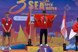 Kình ngư Việt Nam đoạt HCV giải bơi đường dài Đông Nam Á, mơ về SEA Games 33