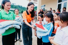 Cô sinh viên H’Mông yêu công tác xã hội