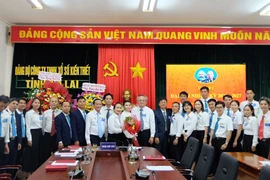 Quan tâm phát triển đảng viên, tạo nguồn nhân lực chất lượng cao