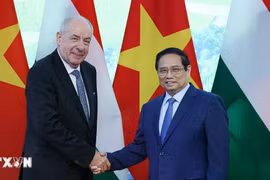 Việt Nam ưu tiên hàng đầu tăng cường quan hệ với Hungary