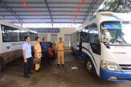 Siết chặt quản lý xe ô tô đưa đón học sinh