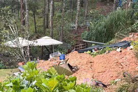 Hai người tử vong trong vụ sạt lở quán cà phê ở phường Xuân Trường – Đà Lạt