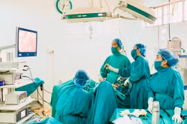 Nghề y: Vinh dự lớn, trách nhiệm cao