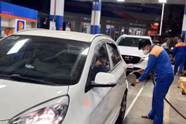 Bộ Công thương yêu cầu đảm bảo nguồn cung ứng xăng dầu trong dịp lễ 30-4 và 1-5