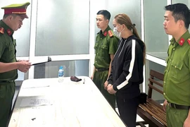 Khởi tố nữ giám đốc sản xuất, buôn bán kem dưỡng da, chống nắng là hàng giả