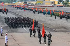 Đại lễ của toàn dân