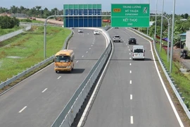Từ 1-11, cao tốc Trung Lương - Mỹ Thuận áp dụng mức phí mới