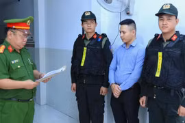 Đồng Nai: Tạm giữ 3 nghi phạm sản xuất phân bón giả