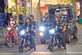 Cảnh sát Cơ động lặng thầm những chuyến tuần tra đêm