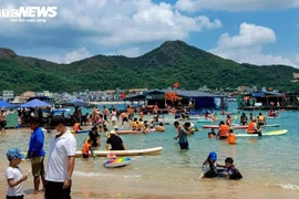 Bình Định 'siết' hoạt động mô tô nước sau vụ bé gái 8 tuổi thiệt mạng