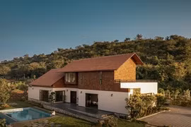 Mê mẩn với ngôi nhà thiết kế giao hòa với thiên nhiên