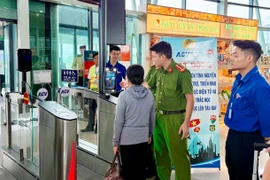 Thủ tục Hàng không qua VNeID và Face ID: Nhanh chóng, an toàn, nhiều tiện ích