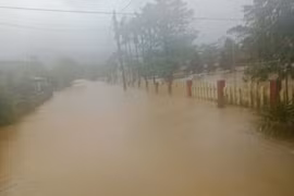 Thời tiết đêm 20/12 và ngày 21/12: Trung Bộ và Tây Nguyên cục bộ có mưa to